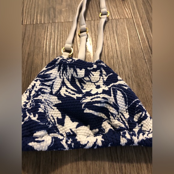 Beach Bunny Tropical Scrunch Bikini - Picture 2 of 4